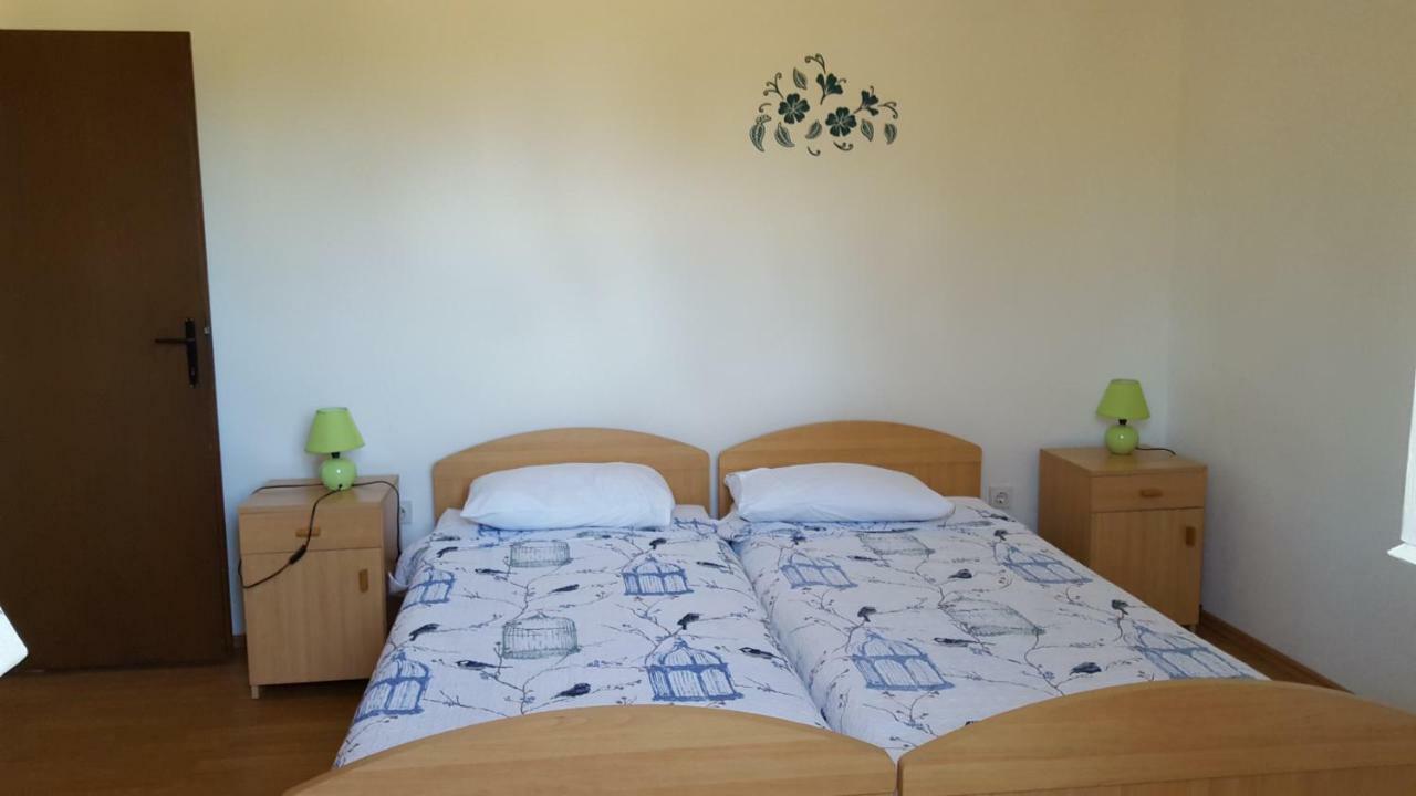 Vacation Home Ivan Kasic Extérieur photo